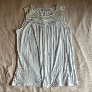 Kim Rogers White Sleeveless Blouse - Size Small